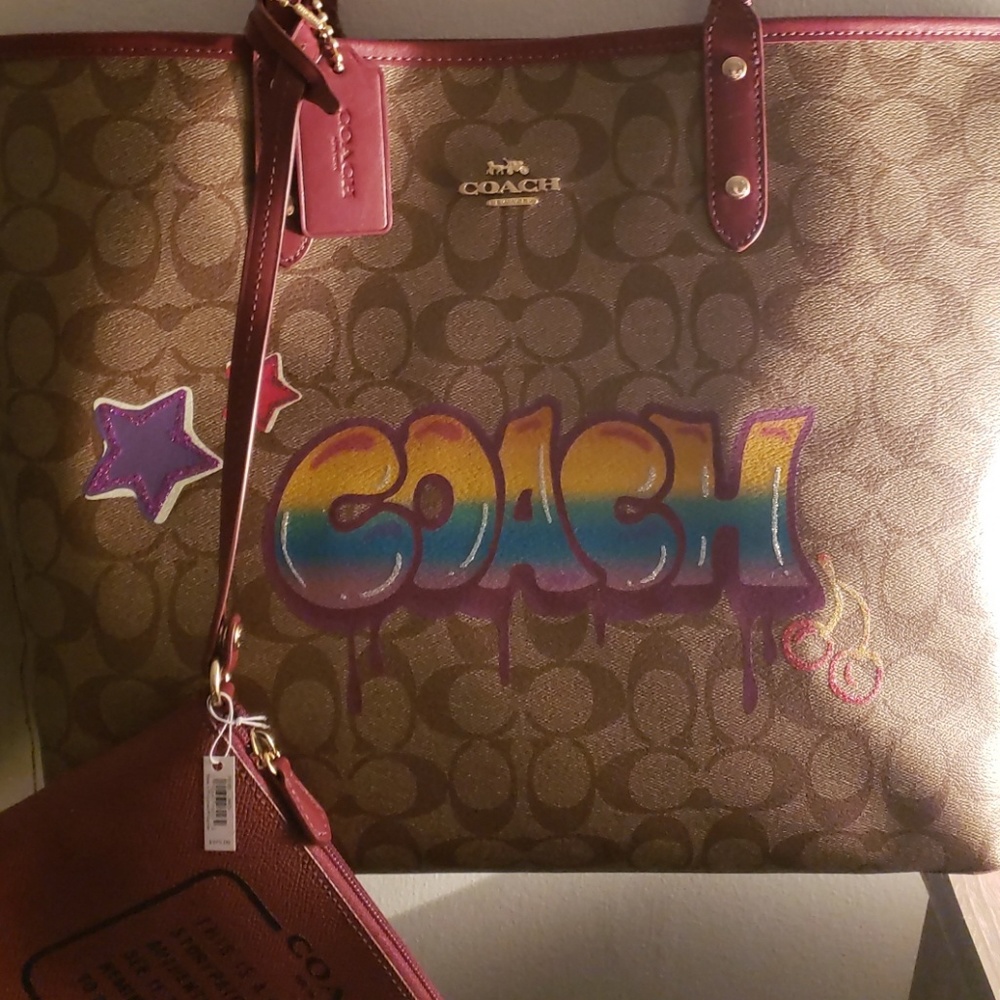 Coach medium size tote bag